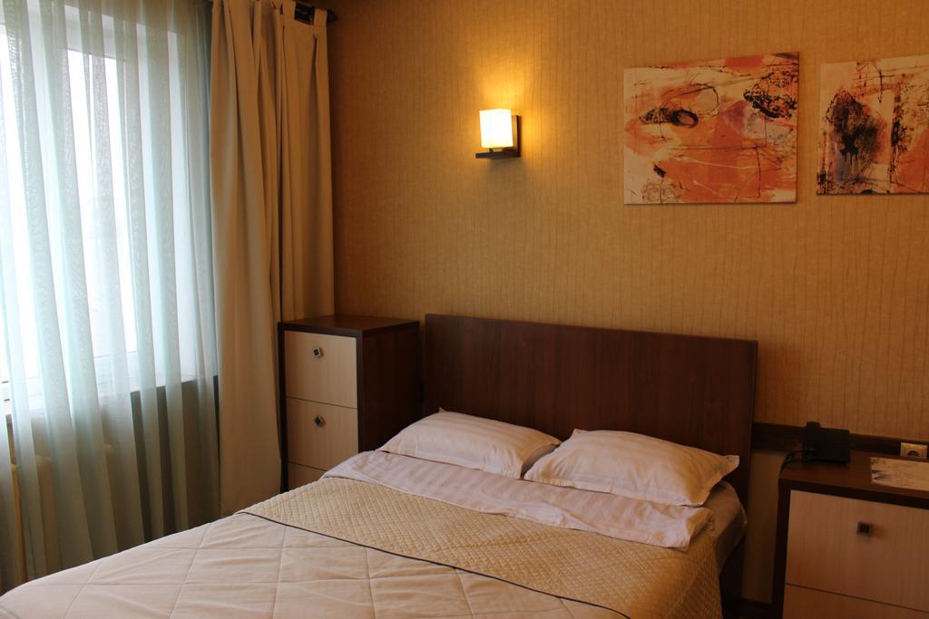 Delphin Guest House Bishkek Bilik gambar